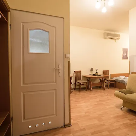 Golden Lion Guest Szewska 19 3* كراكوفيا