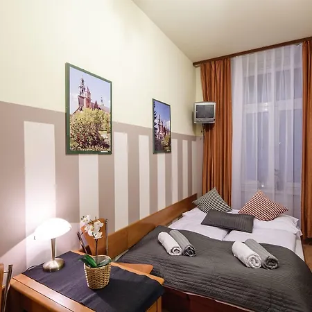 Apart-hotel Golden Lion Guest Szewska 19 3*