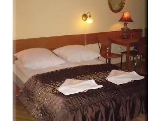 Golden Lion Guest Szewska 19 Hotel apartamentowy