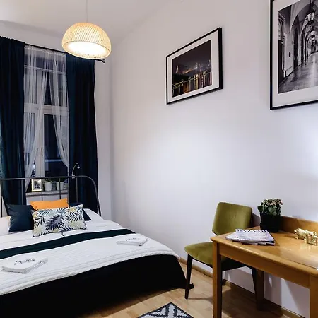Hotel apartamentowy Golden Lion Guest Szewska 19