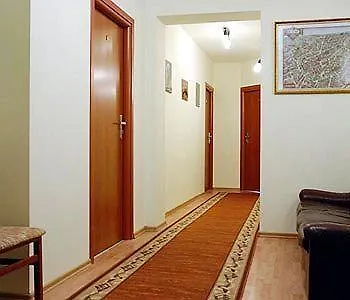 Golden Lion Guest Szewska 19 Aparthotel 3*