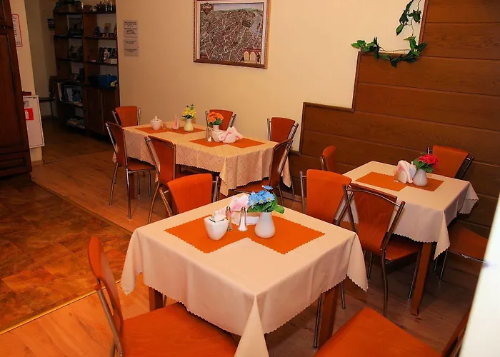 Golden Lion Guest Szewska 19 Aparthotel 3*
