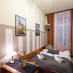 شقة فندقية Golden Lion Guest Szewska 19 3*