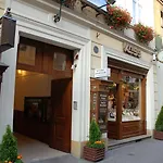 Golden Lion Guest Szewska 19 3*